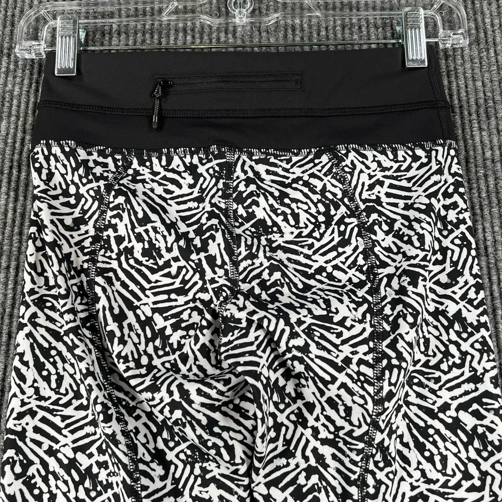 Lululemon Leggings Womens‎ Size 2 Black White Activewear Workout Casual Gym